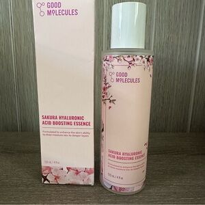 Good Molecules Sakura Hyaluronic Acid Boosting Essence